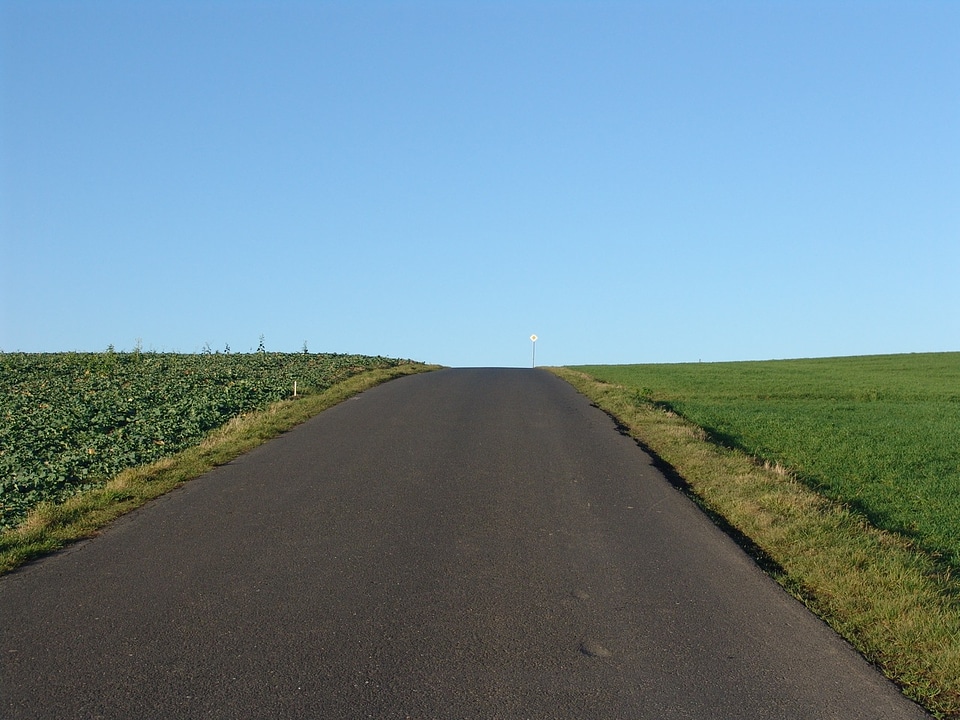Perspective away lane