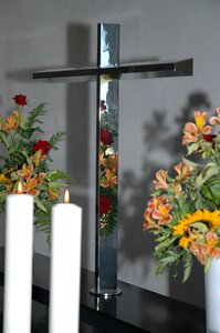 Cross light flowers