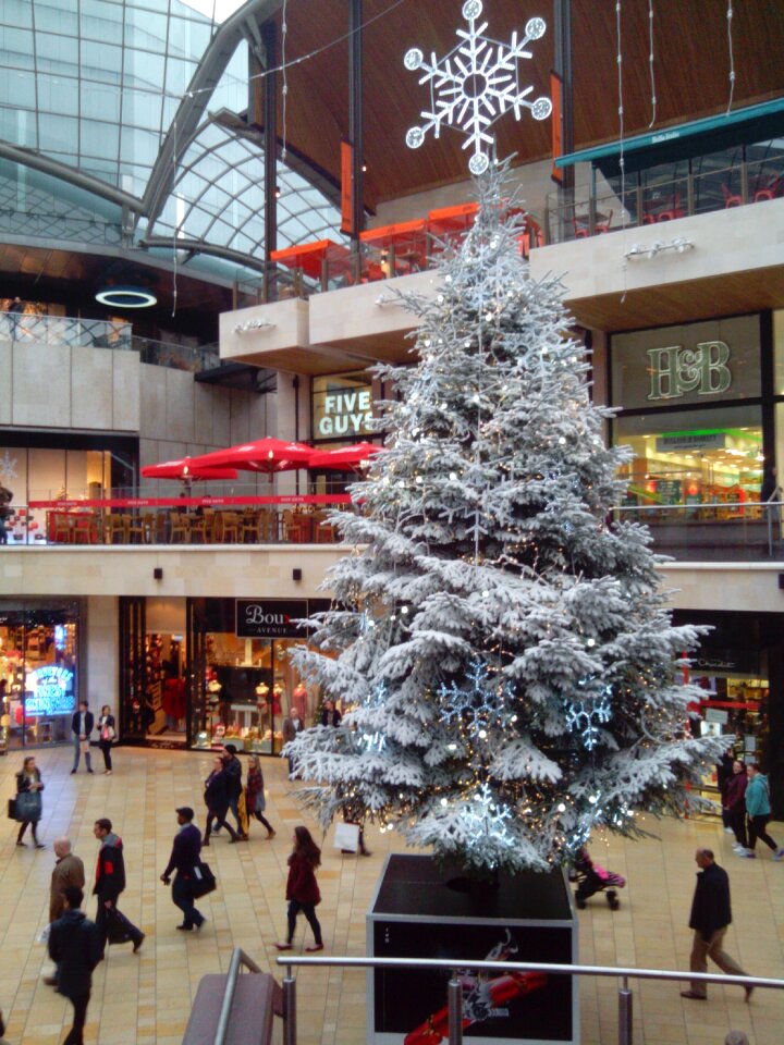 Star lights shopping plaza