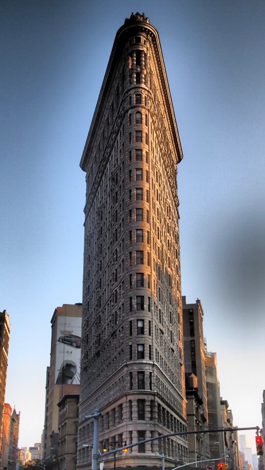 Building new york 1902