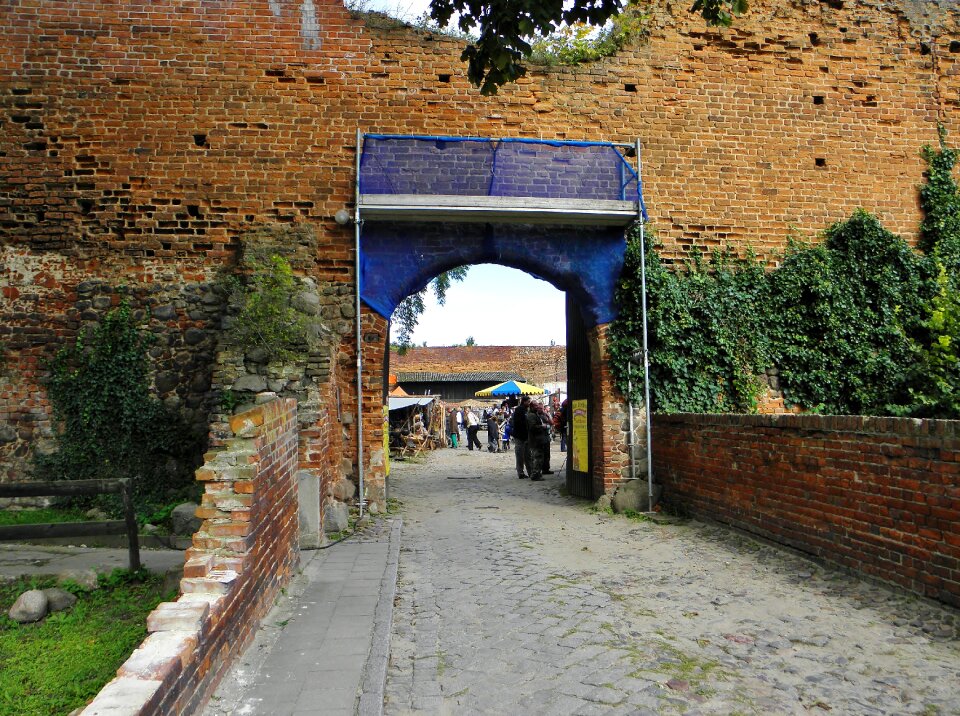 Passage historically input