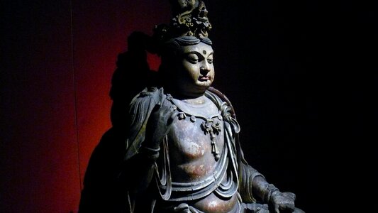 Shanghai museum buddha statues photo