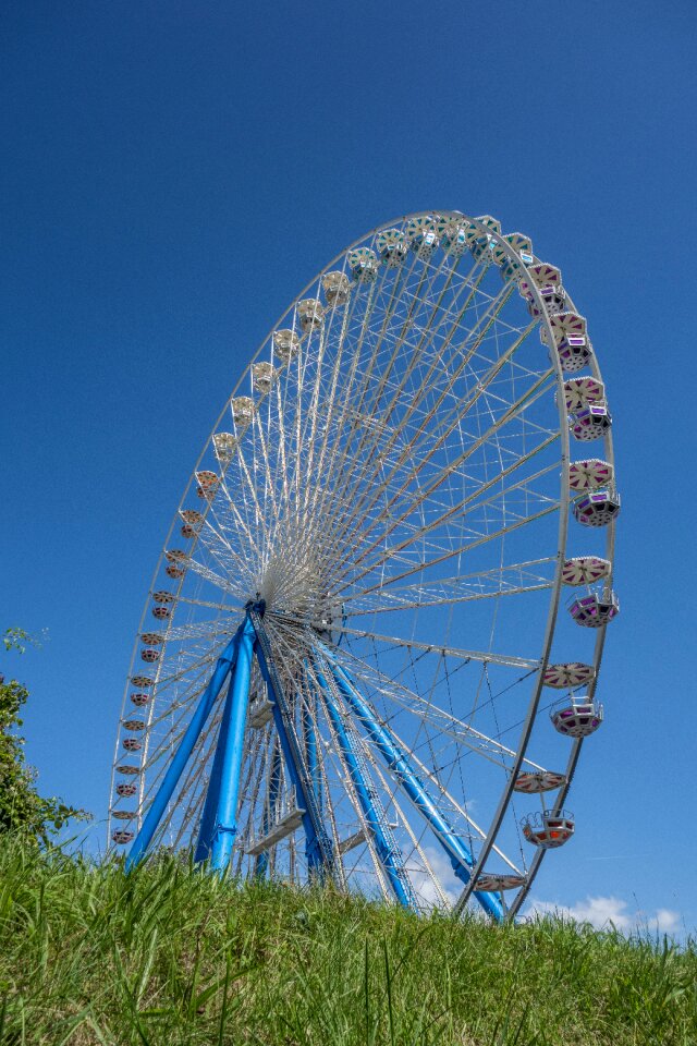 Ride fair fairground