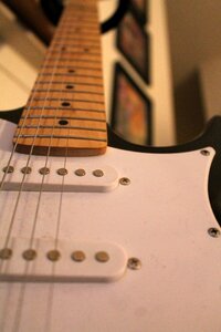 Music electric instrument