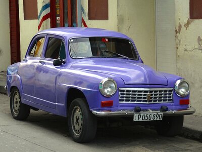 Retro cuba violet photo