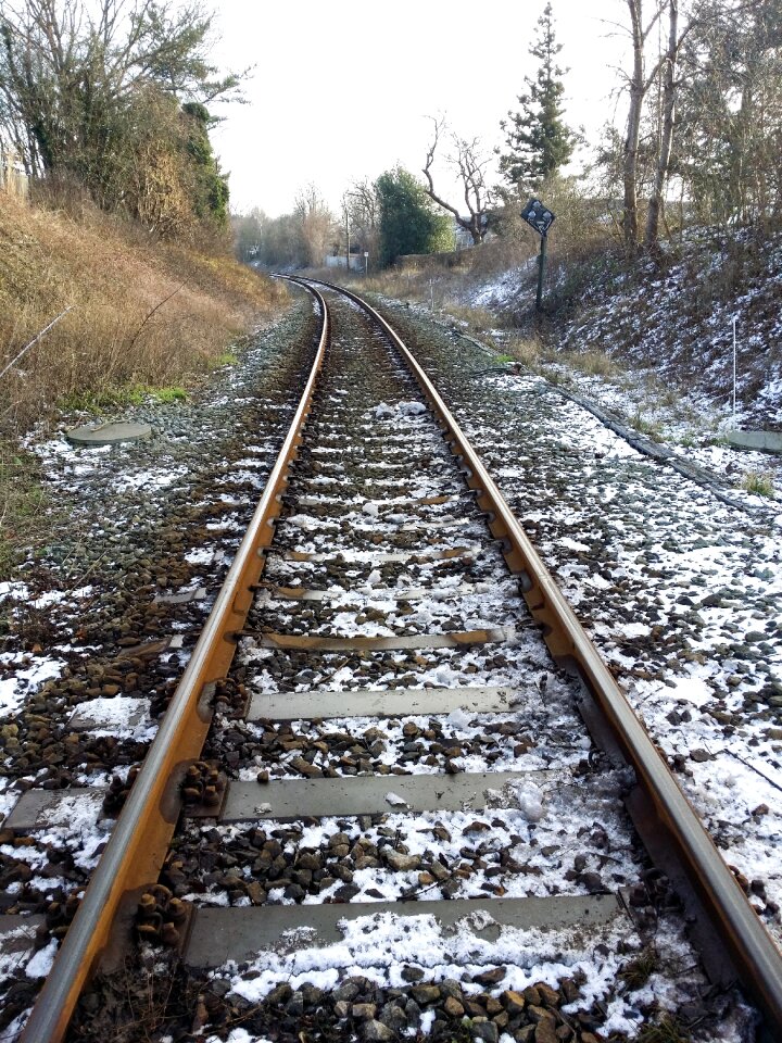 Railway travel station