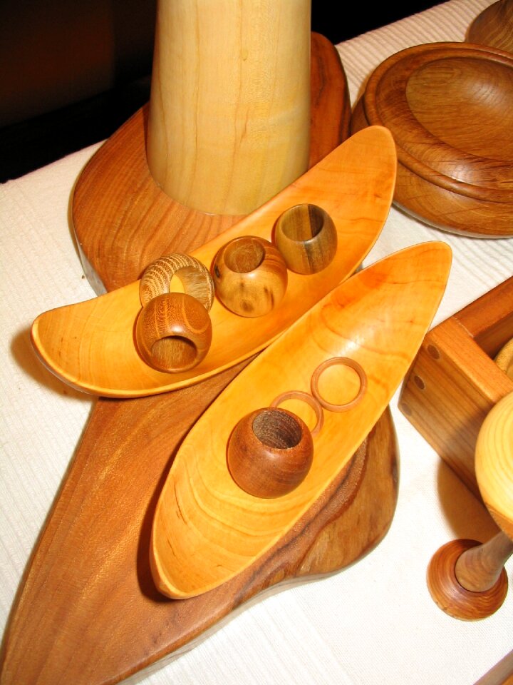 Form wooden bowls creativity