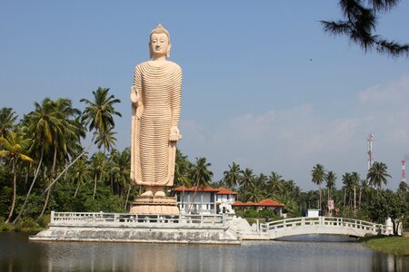 Buddha sri lanka monument
