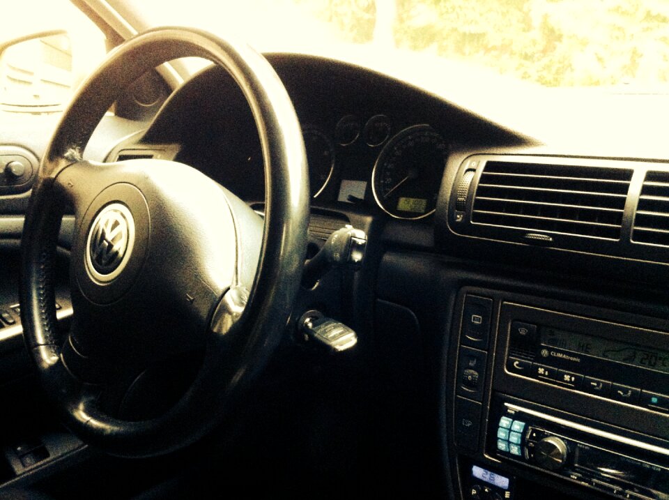 Volkswagen menopelit within