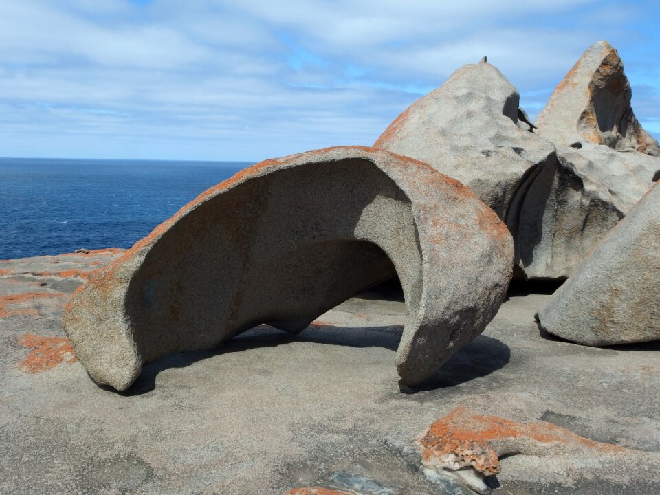 Sea australia remarkable rocks