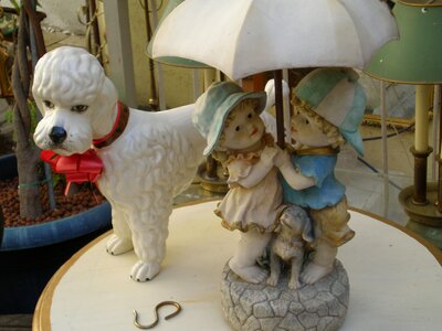 Junk flea market nippes