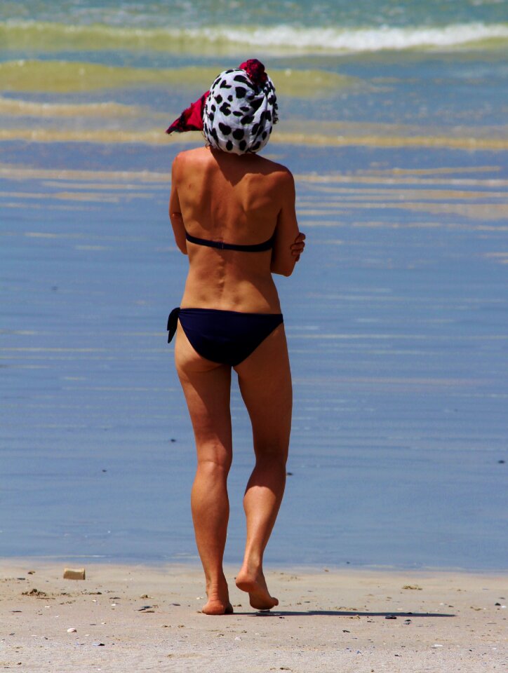 Figure bikini female