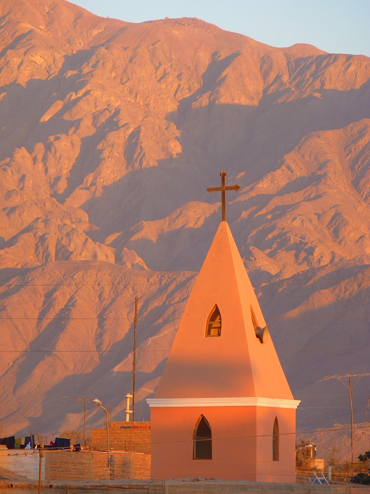 Sunlight desert nazca