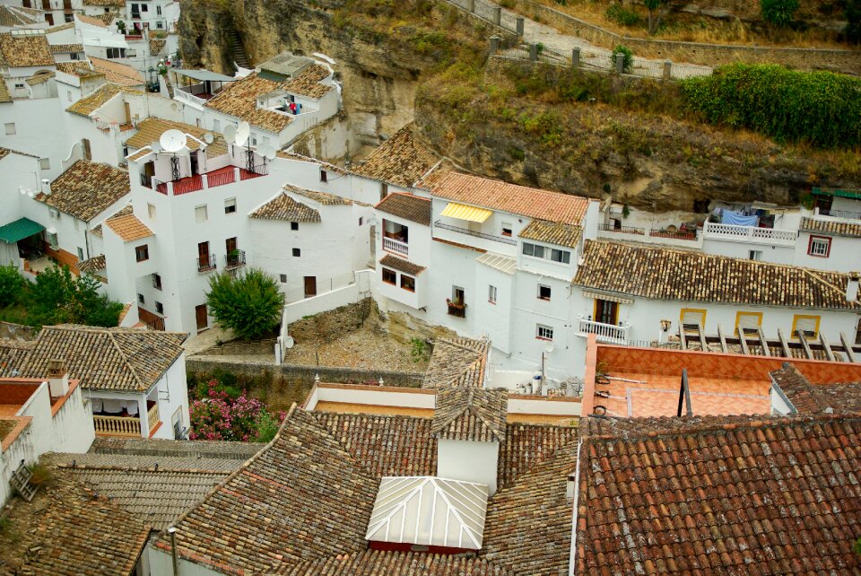 Andalusia troglodytes tiles