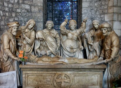 The entombment christ history