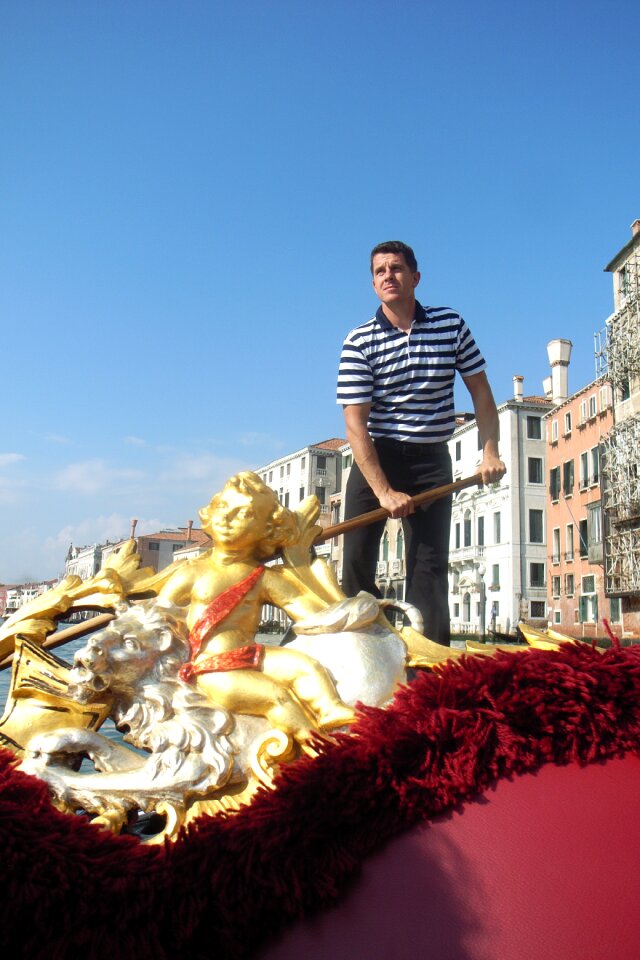 Channel gondolier boats