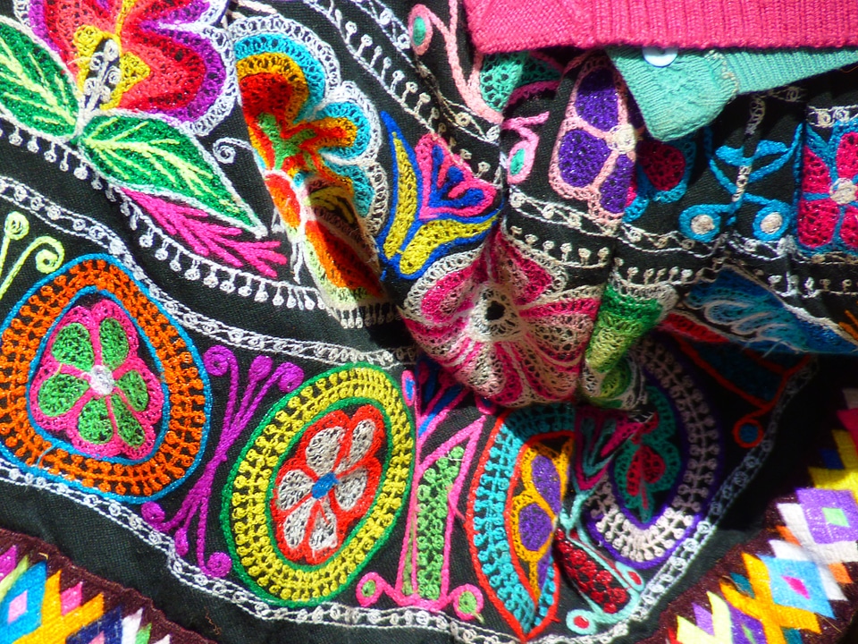 Coloring clothing peru