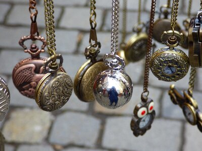 Jewelry ornament chain