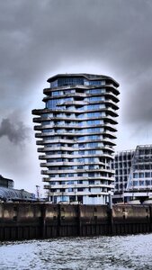 Marco-polo-tower architecture water