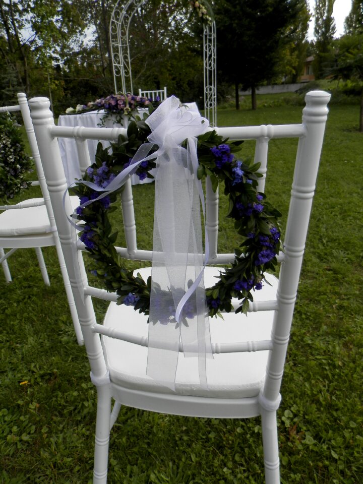 Wedding scenery wreath