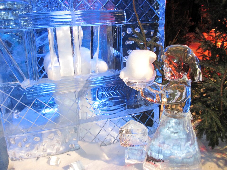 Ice festival hansel and gretel