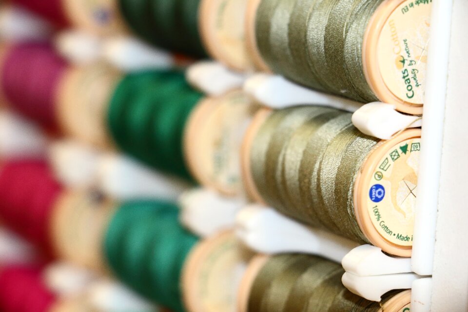 Sew thread roller cotton