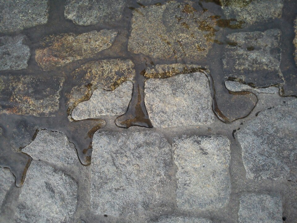 Patch surface tension paving stones