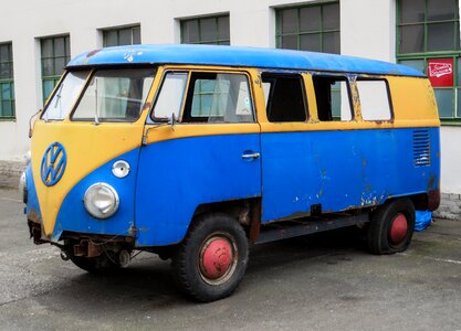 Rust vw vw bus photo