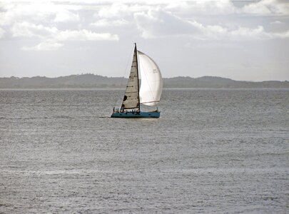 Sailboat browse navigation photo