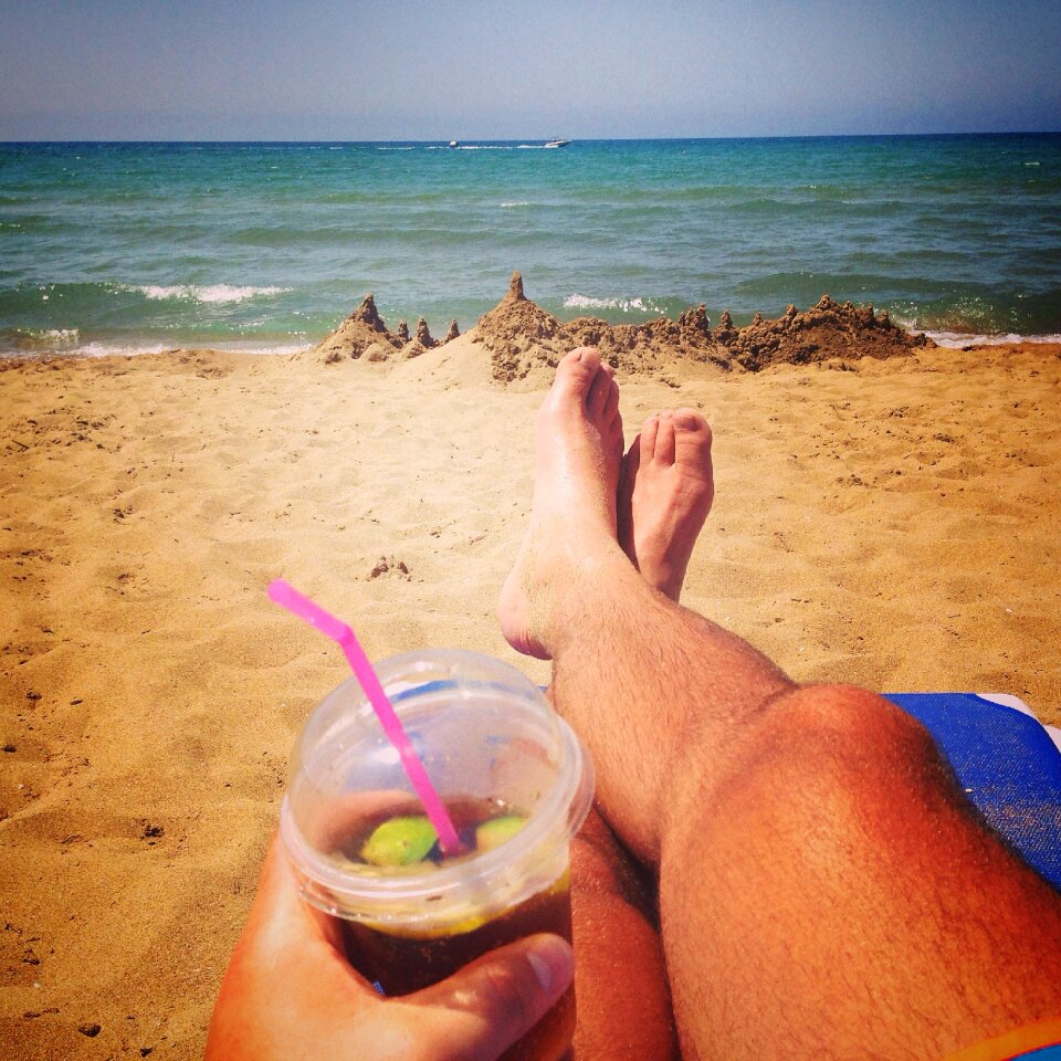 The drink feet holiday