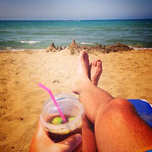 The drink feet holiday