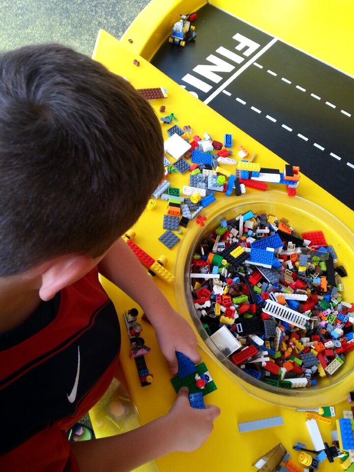 Brick construction fun