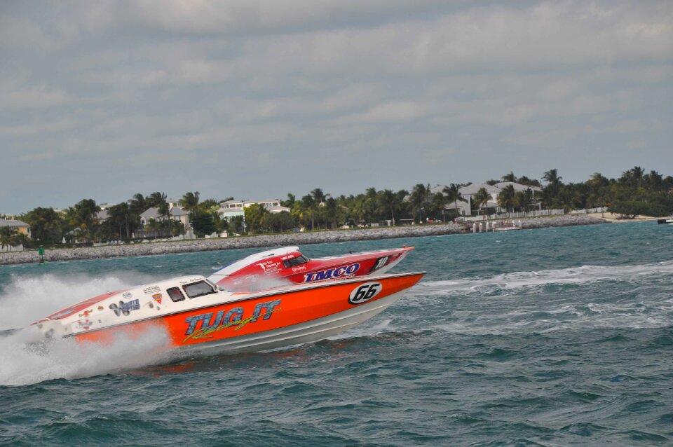 Super boat races gray key