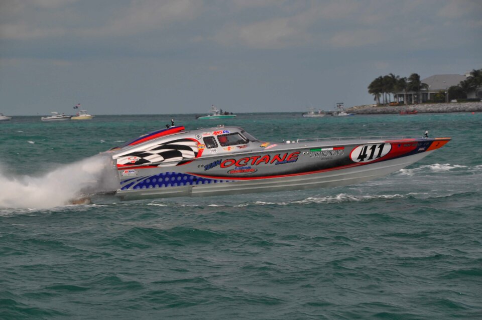 Super boat races gray key