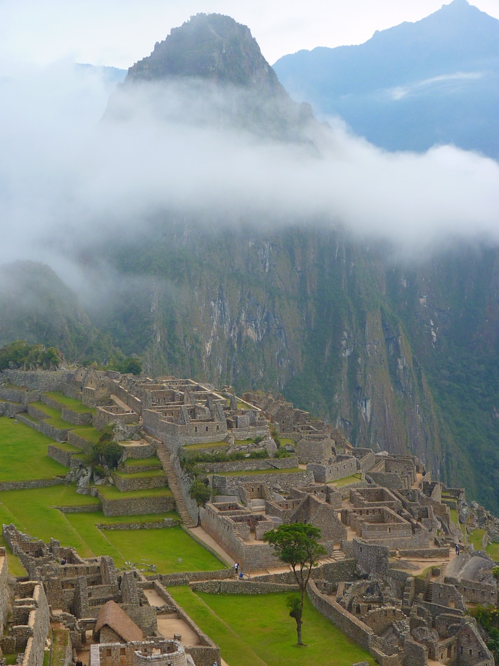 Ruined city peru inca