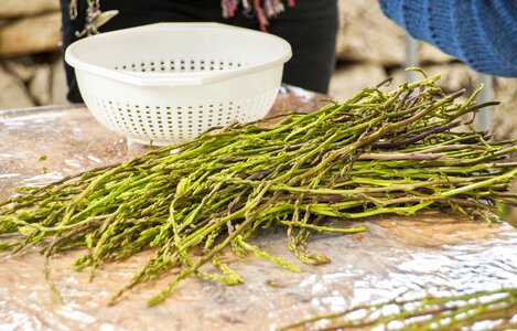 Natural hiking food