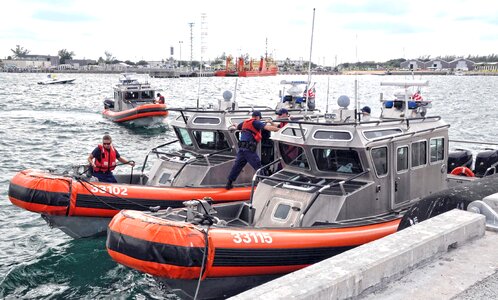 Super boat races key west port police key west coast guard