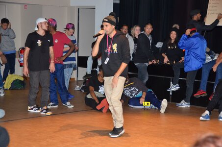Battle rurap dance
