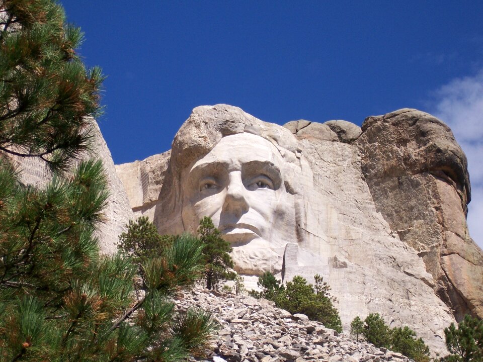 Sculpture landmark heritage
