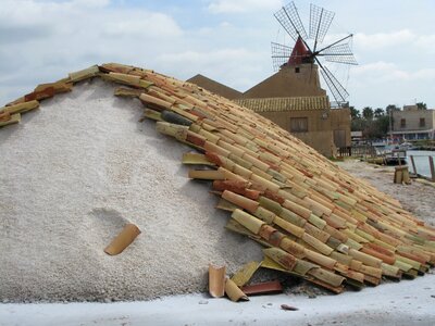Salines mill tile