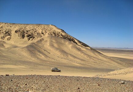 4x4 desert sand