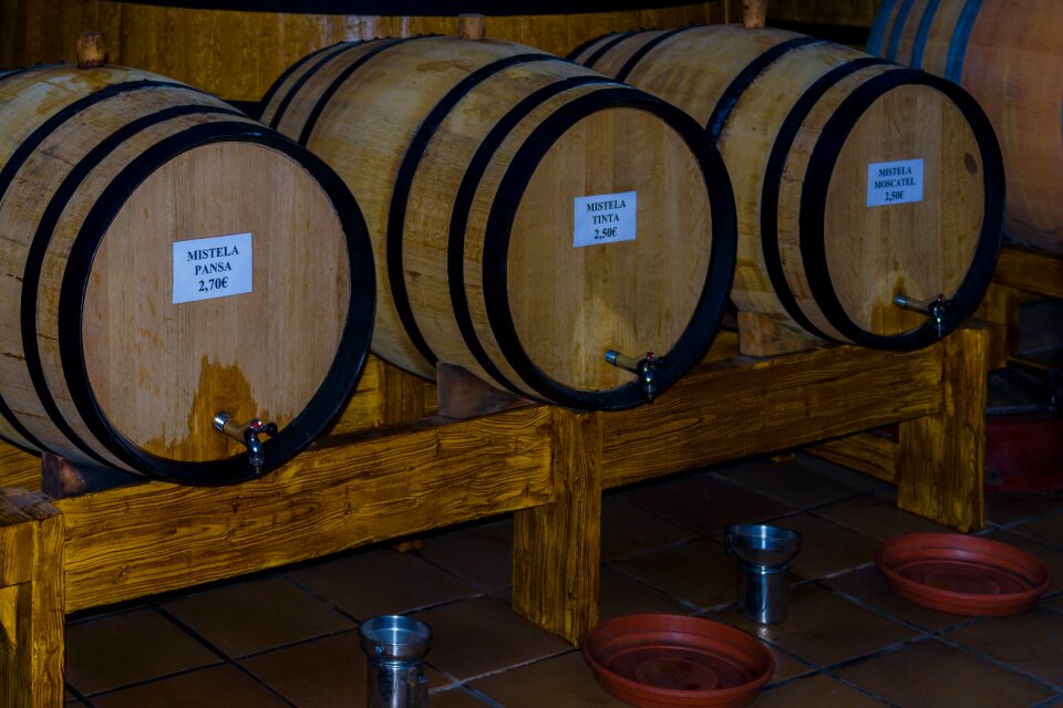 Wine vessels tests