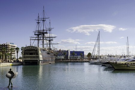 Alicante port ship photo