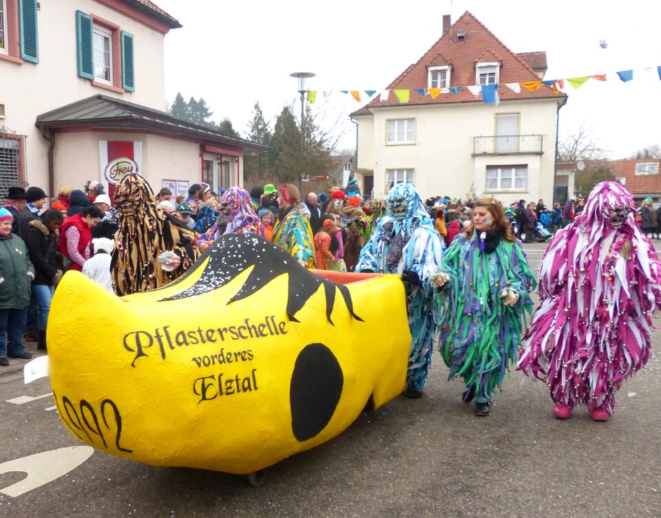 Haestraeger bell strassenfasnet
