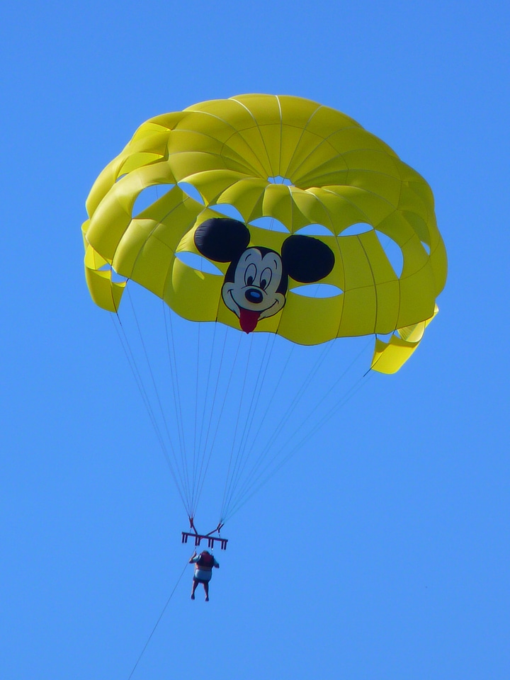 Flying bird's eye view paragliding