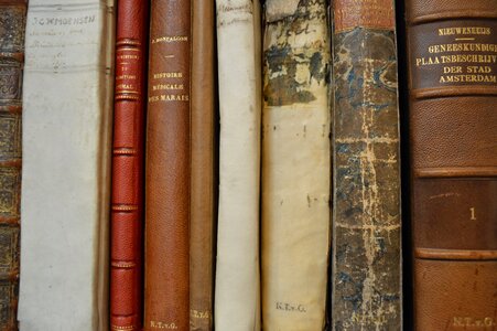 Old library latin