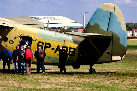 Double decker propeller parachutist