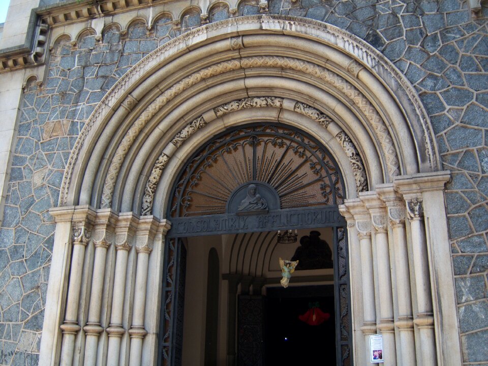 Church door church of consolation são paulo