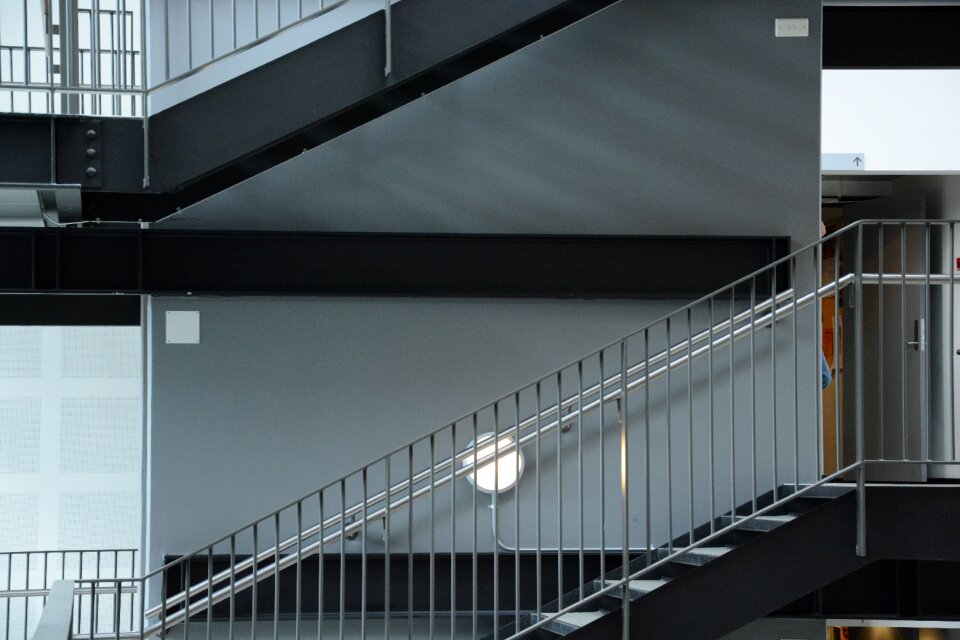 Symmetry stairs hioa