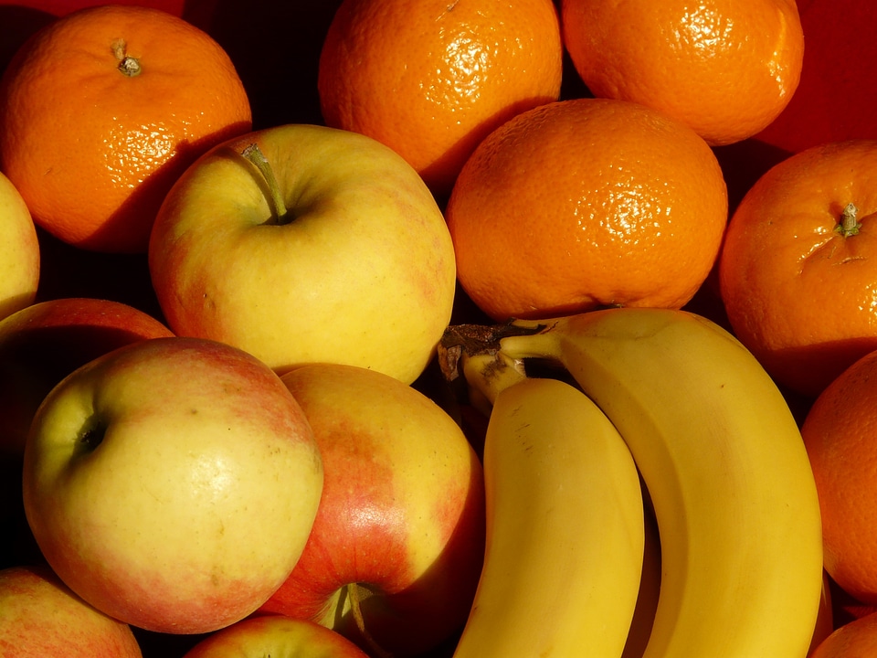 Bananas tangerines healthy